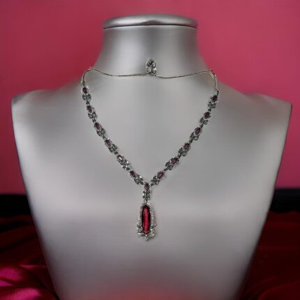 Ruby engraved diamond set